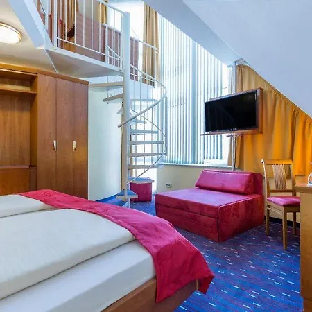 Am Schillerpark 3* Esslingen am Neckar