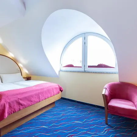 Am Schillerpark 3* Esslingen am Neckar