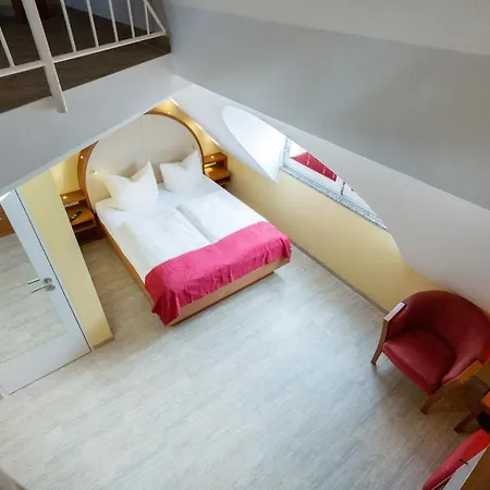 Am Schillerpark Hotel
