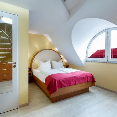 Hotel Am Schillerpark 3*