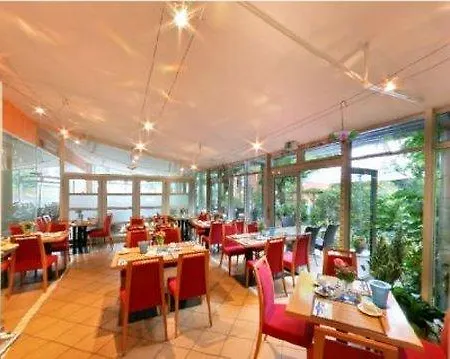 Am Schillerpark 3* اسلنغن