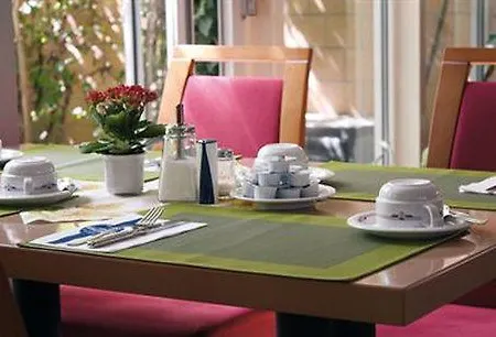 Am Schillerpark Hotel